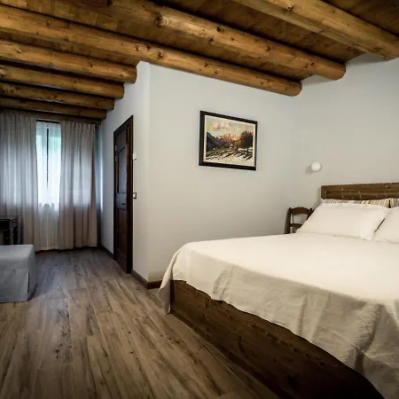 Piane Farm stay Ono Degno