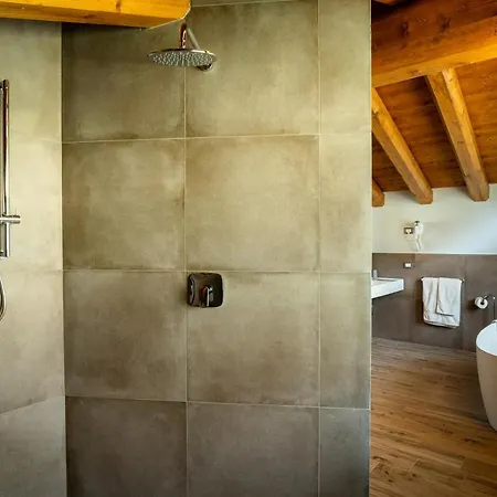 Piane Farm stay *