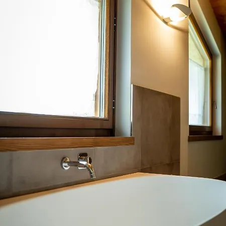 Piane Farm stay *