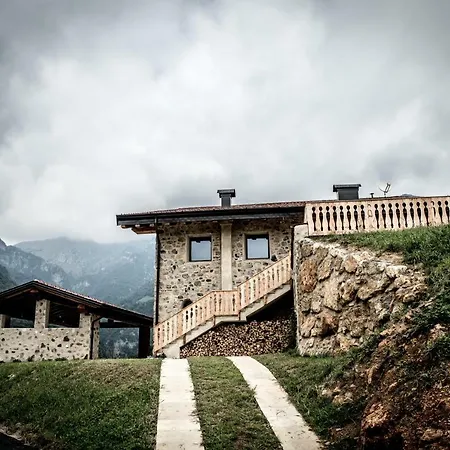 Piane Farm stay *